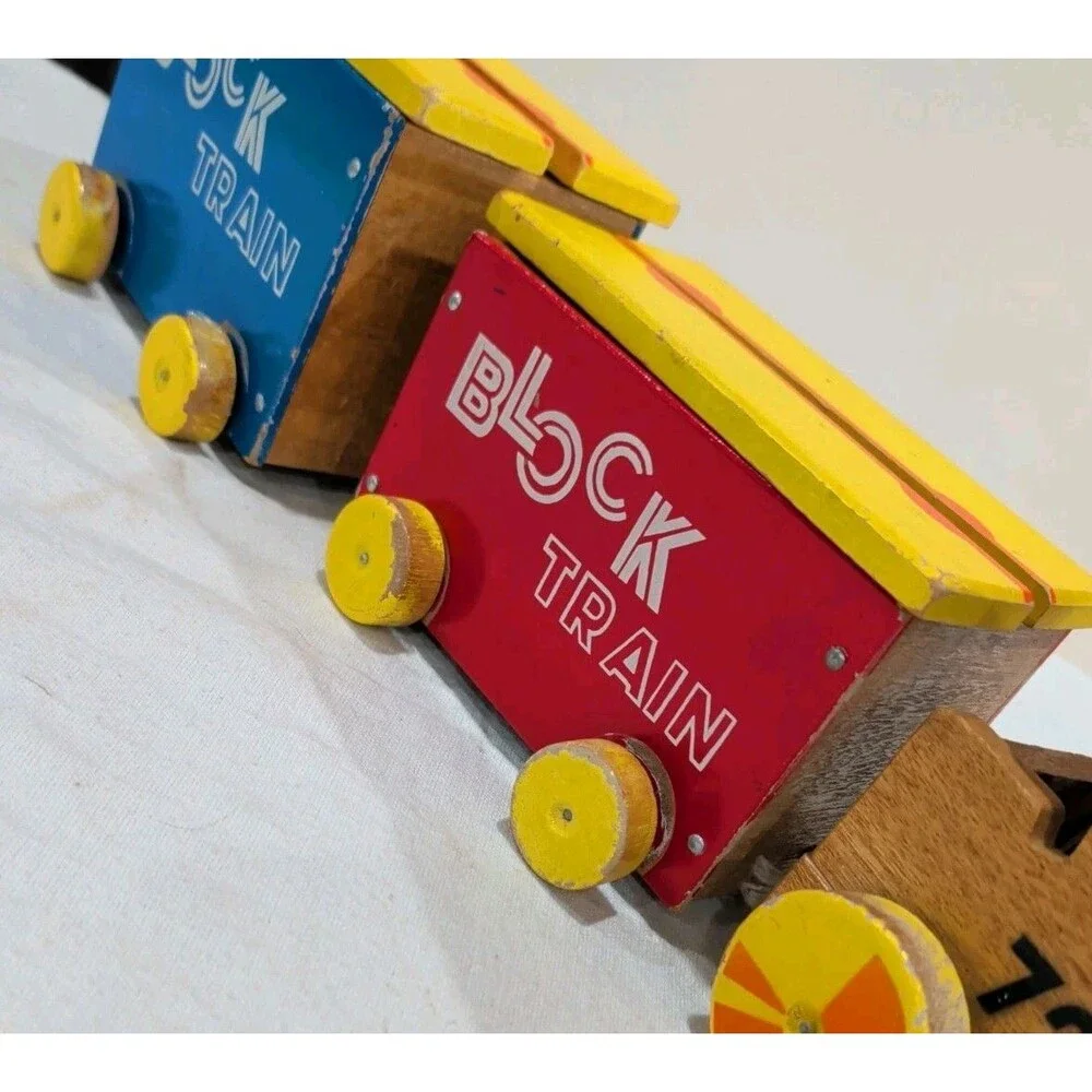 Vintage Wooden Toy Train Pull Toy 3 Cars 30 In.